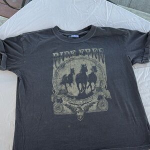 Ride Free Equestrian Graphic Tee - Charcoal